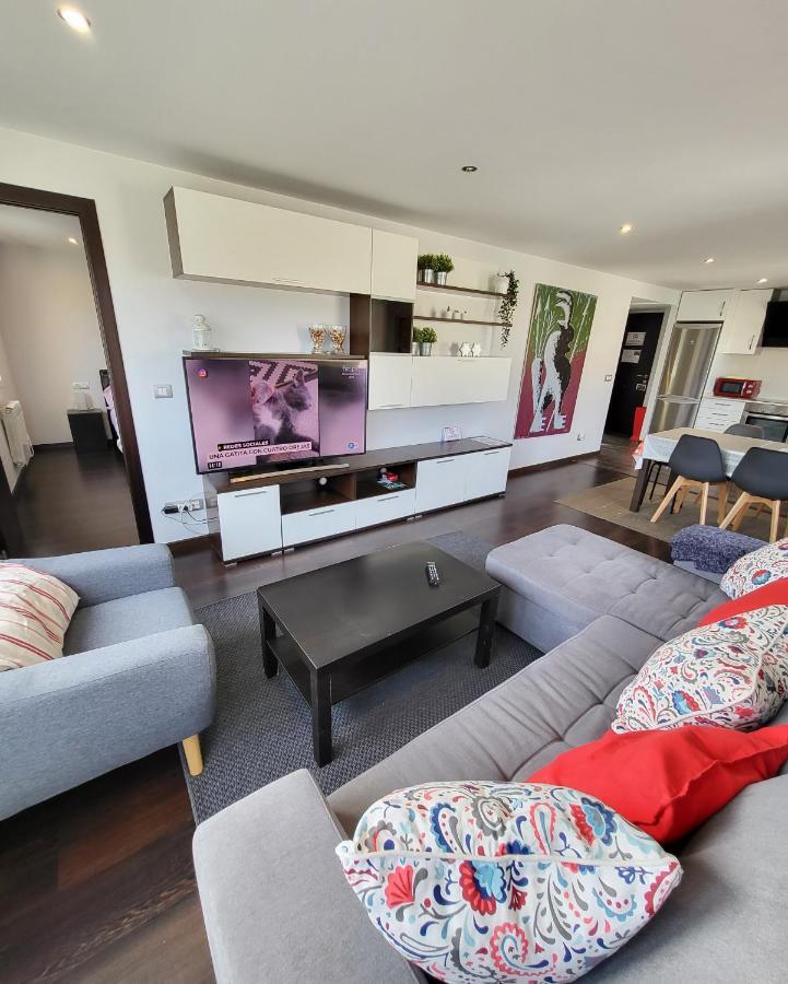 A 50 Metros Del Paseo Maritimo Apartment โอโกรูญา ภายนอก รูปภาพ