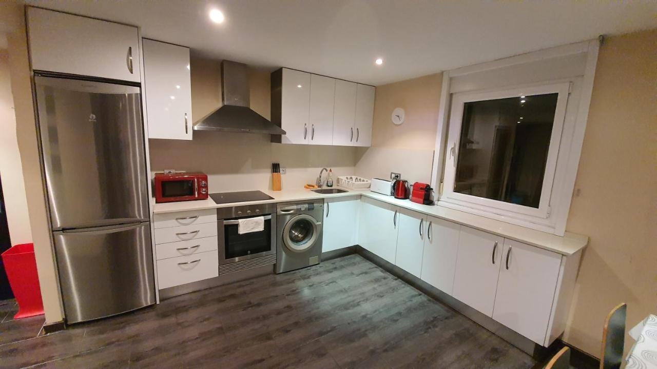 A 50 Metros Del Paseo Maritimo Apartment โอโกรูญา ภายนอก รูปภาพ